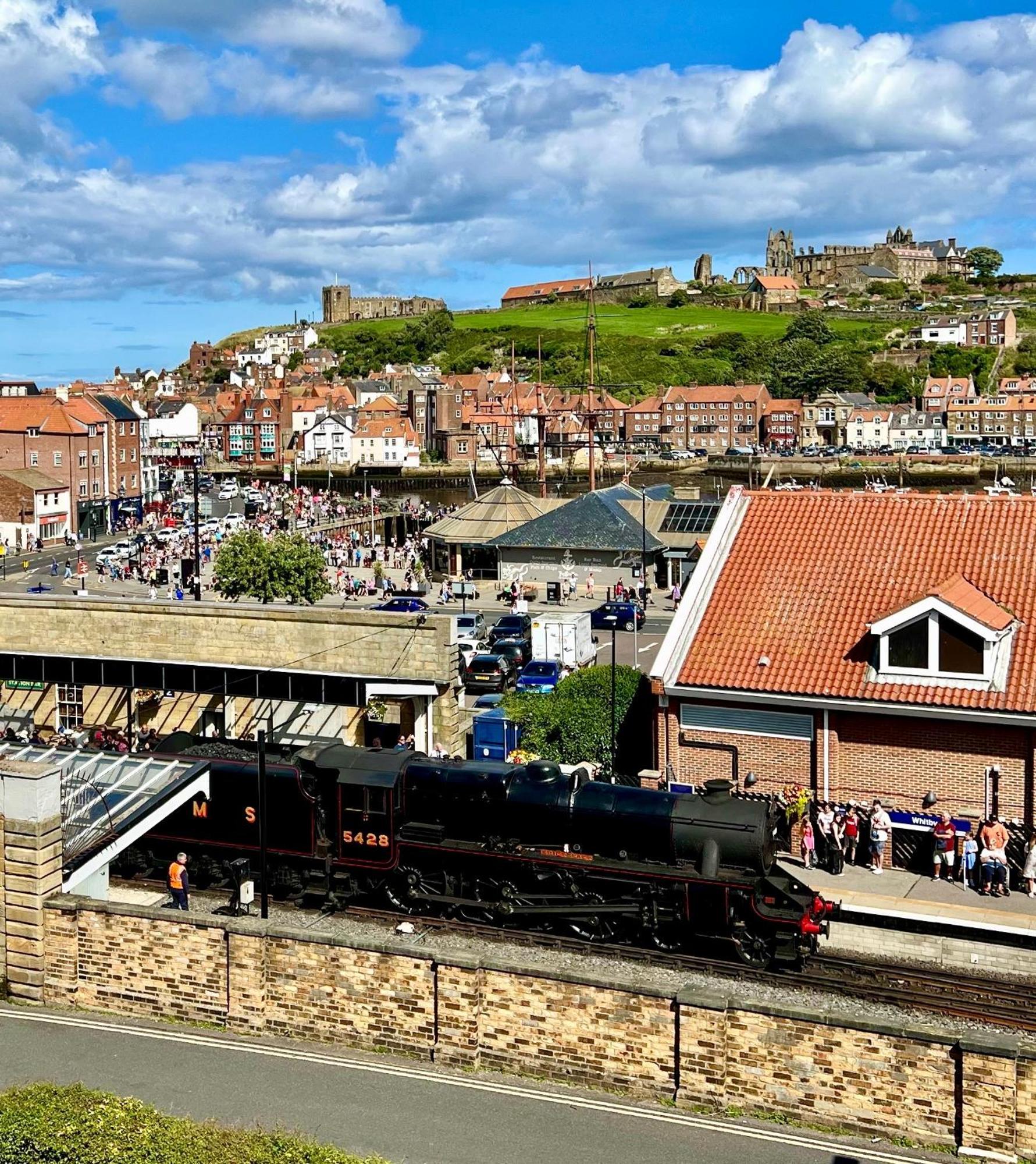 The Mainstay Luxury Boutique Rooms With Private Parking Whitby Buitenkant foto